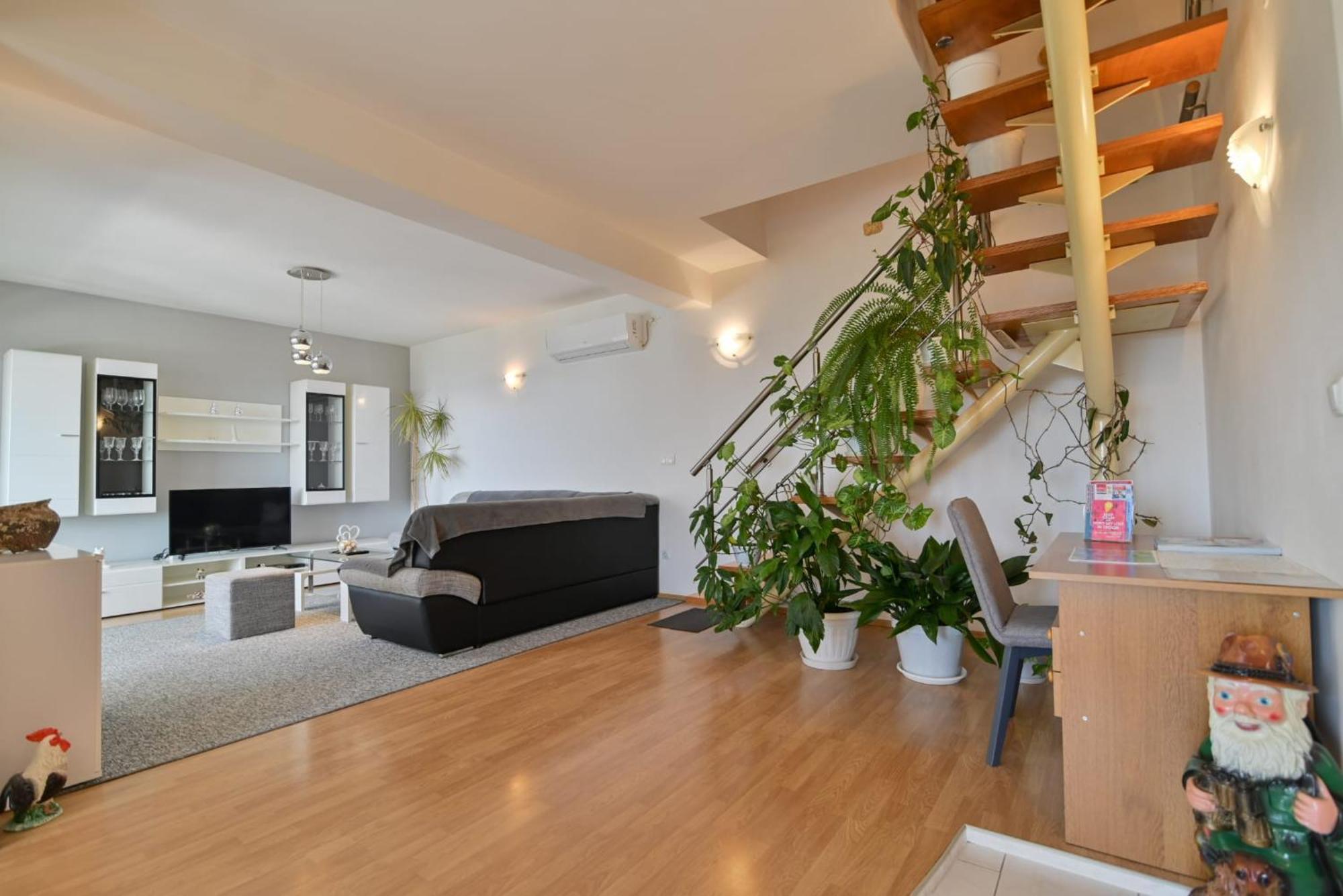 Rina Vacation Home Traù Esterno foto